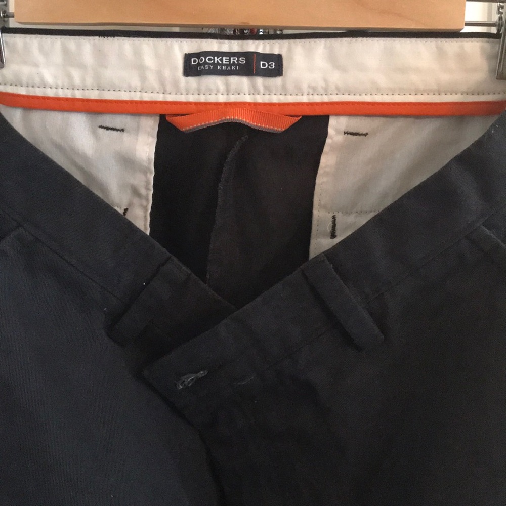 Dockers Black Easy Khaki D3 style